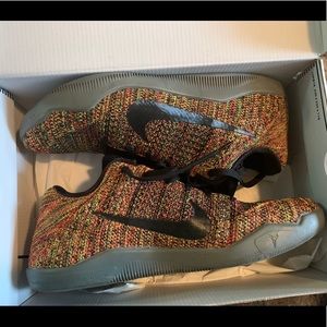 Kobe 11 Alt tumbled grey